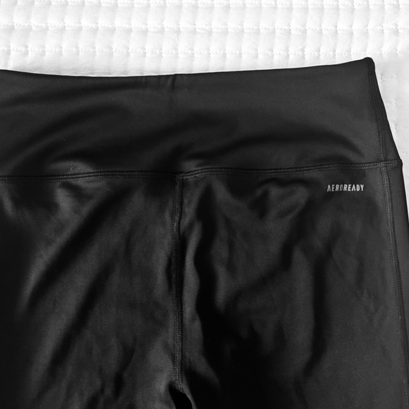 Womens ADIDAS Aeroready leggings. - Picture 5 of 6